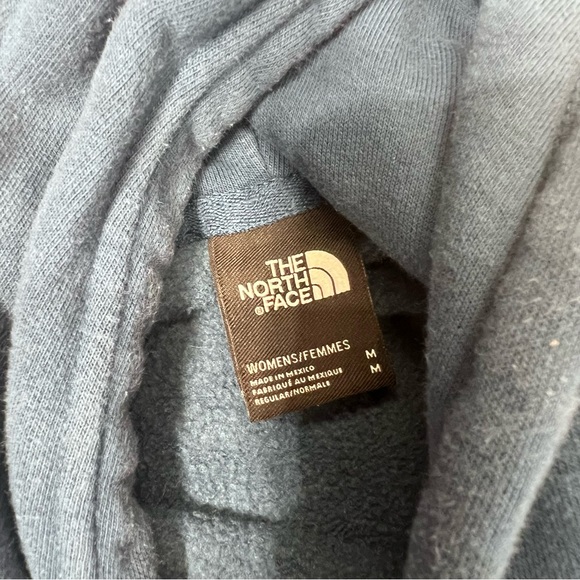 The North Face Women's Hoodie Blue Long Sleeve 70% Cotton Size Medium - Picture 3 of 7